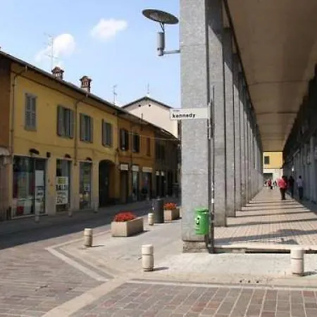 Casa Prato * Rho